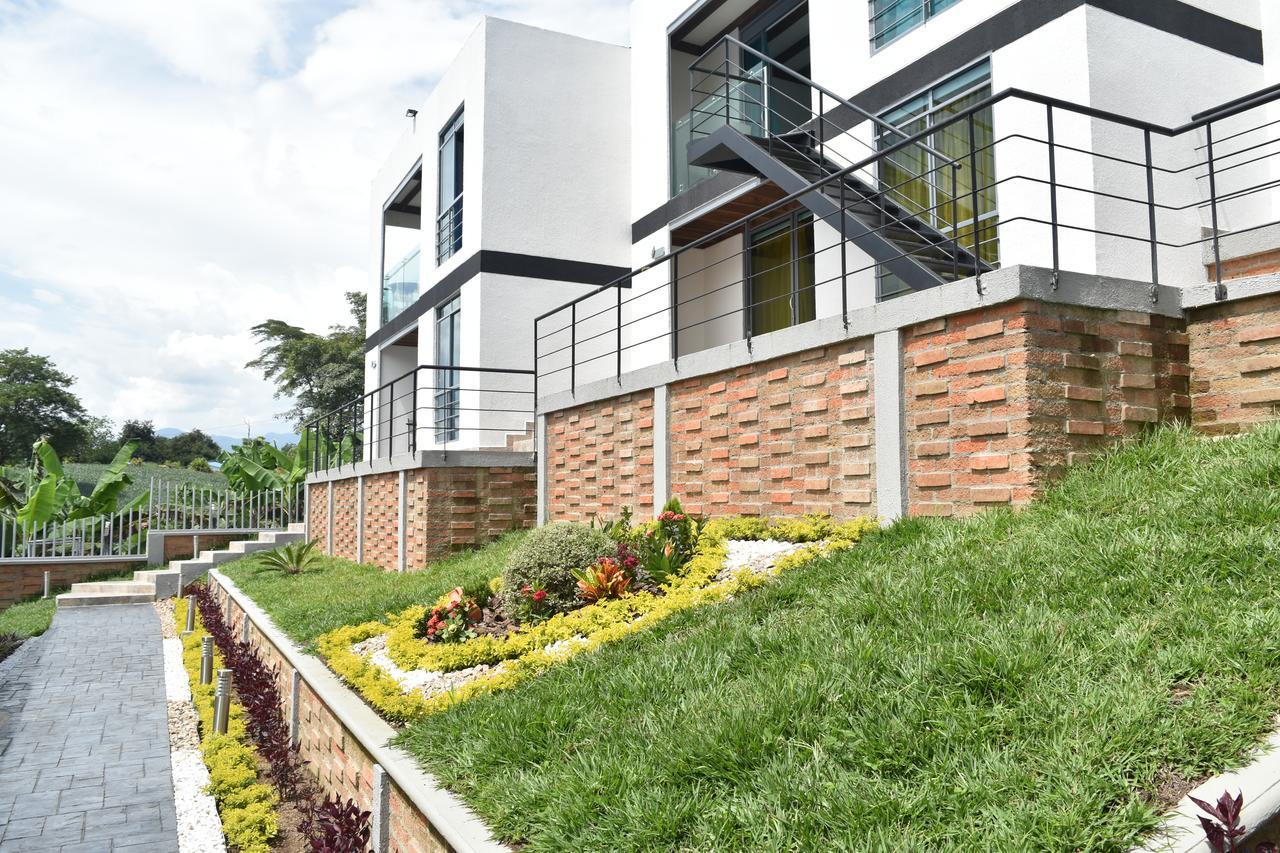 Hotel Syvanna Wellness And Spa Cerritos ภายนอก รูปภาพ