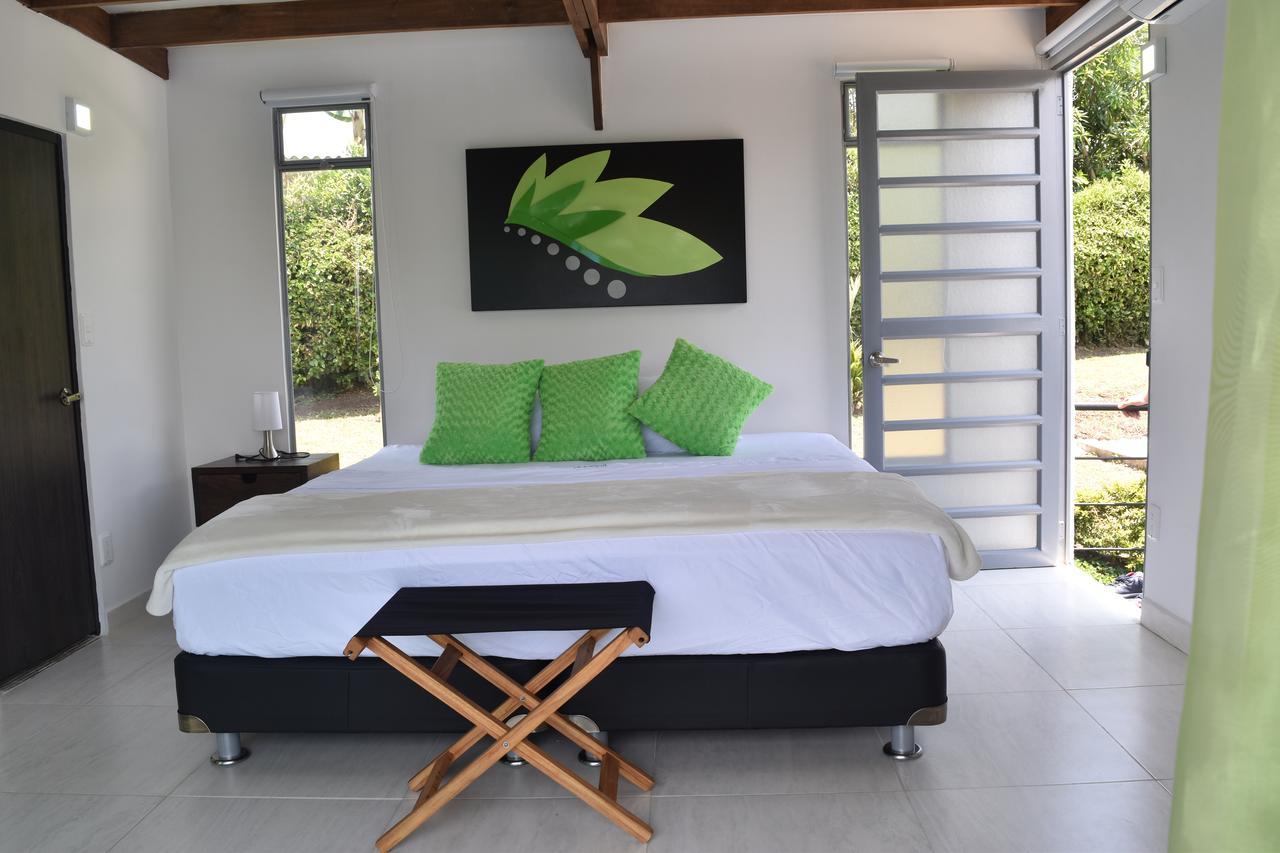 Hotel Syvanna Wellness And Spa Cerritos ภายนอก รูปภาพ