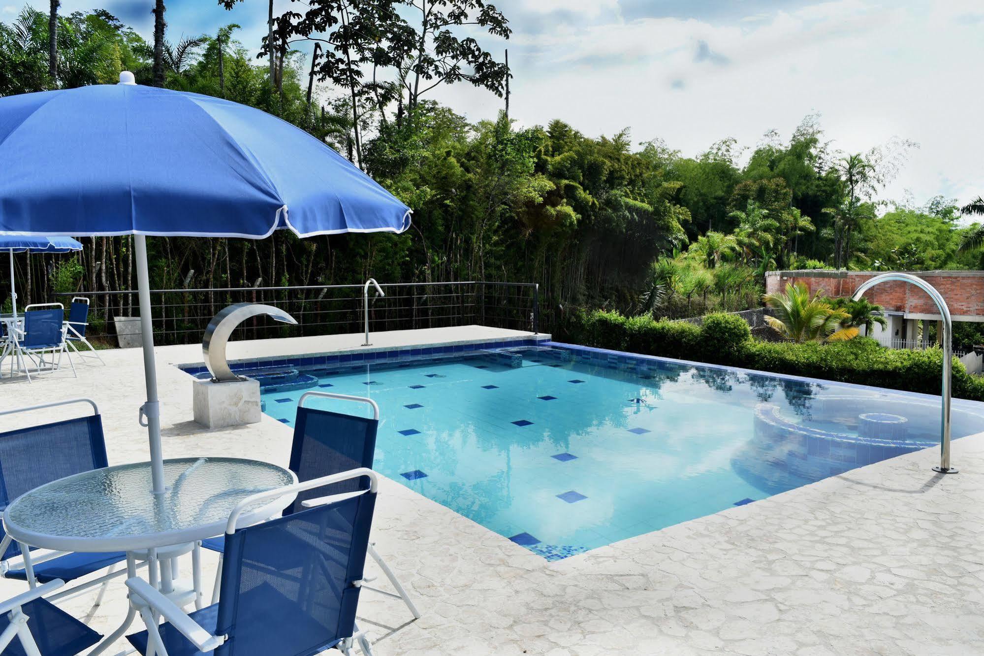 Hotel Syvanna Wellness And Spa Cerritos ภายนอก รูปภาพ