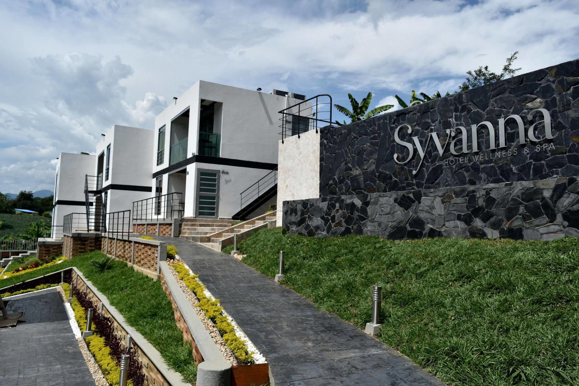Hotel Syvanna Wellness And Spa Cerritos ภายนอก รูปภาพ