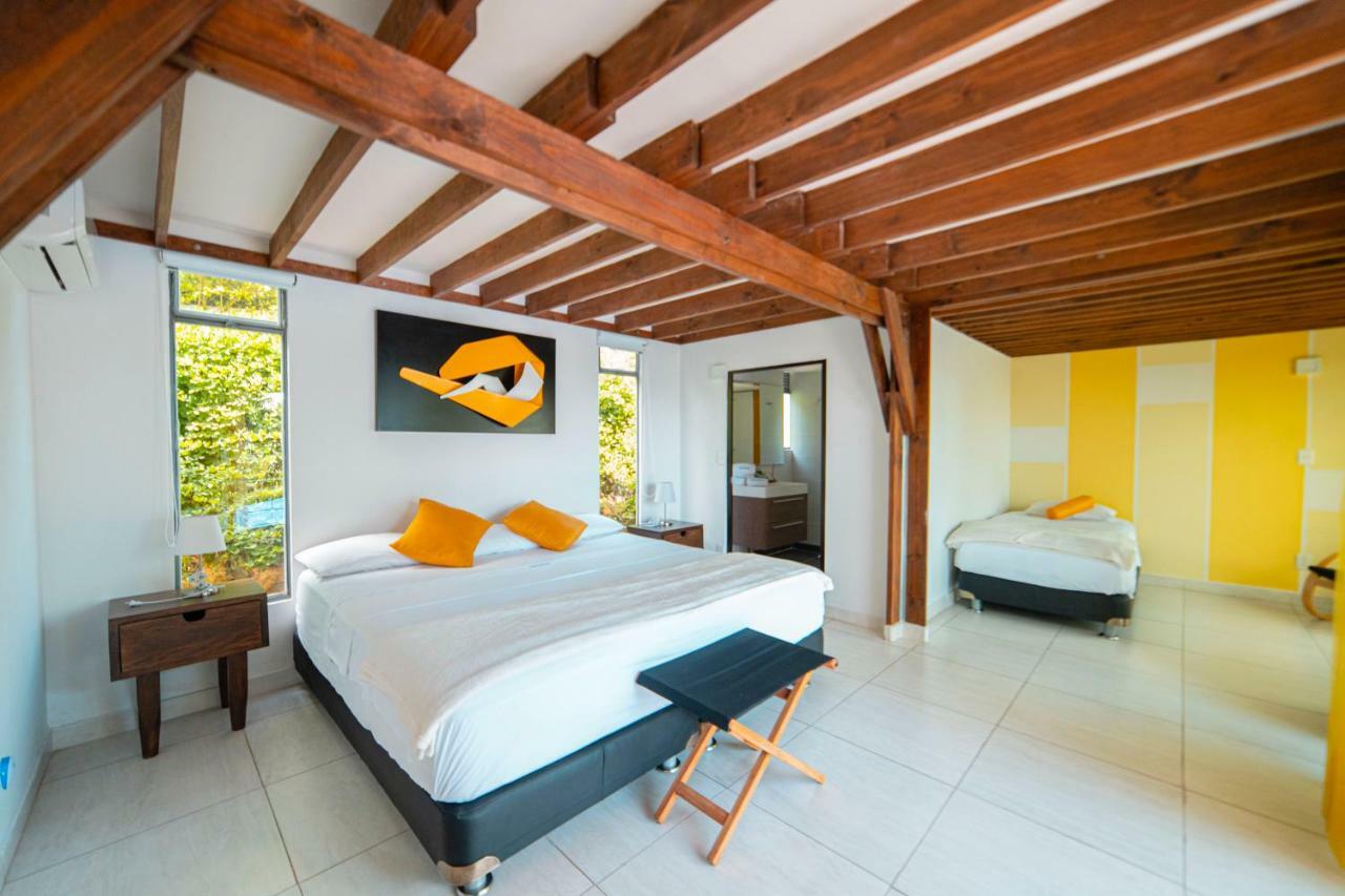 Hotel Syvanna Wellness And Spa Cerritos ภายนอก รูปภาพ