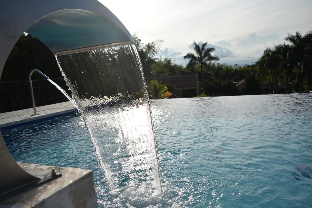 Hotel Syvanna Wellness And Spa Cerritos ภายนอก รูปภาพ